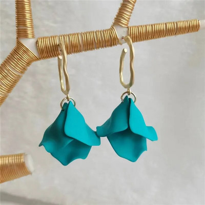 18 krāsu modes akrila ziedlapiņas ziedu roze, sarkani, iekarināmi auskari sievietēm, 2023. gada tendence kāzu ballītei Brincos juvelierizstrādājumu aksesuāri