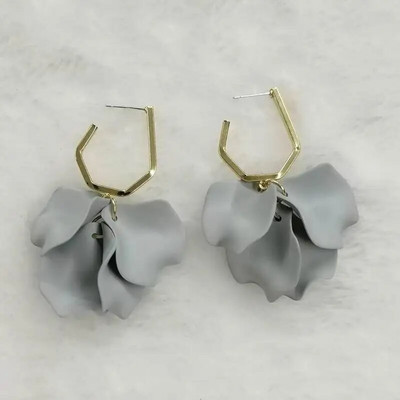 18 krāsu modes akrila ziedlapiņas ziedu roze, sarkani, iekarināmi auskari sievietēm, 2023. gada tendence kāzu ballītei Brincos juvelierizstrādājumu aksesuāri