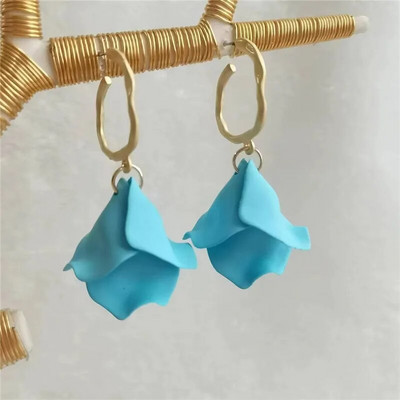 18 krāsu modes akrila ziedlapiņas ziedu roze, sarkani, iekarināmi auskari sievietēm, 2023. gada tendence kāzu ballītei Brincos juvelierizstrādājumu aksesuāri