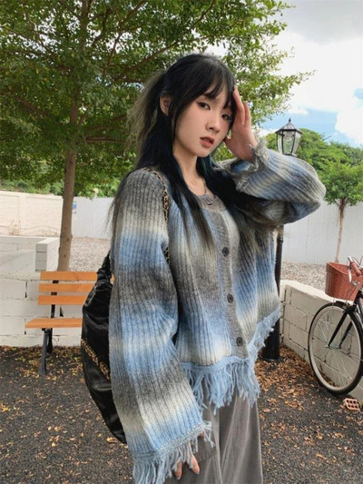 Y2K φούντα πουλόβερ Γυναικεία ζακέτα Harajuku Vintage Tie Dye Knitted Crop Jacket Φθινοπωρινό Κορεάτικο φαρδύ γοτθικό πλεκτό Top Coat 2023