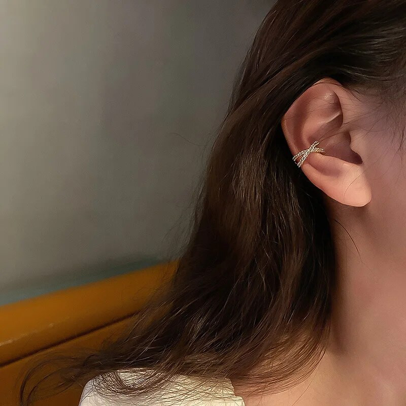 2023Punk metalna cirkonska manžeta za uho, štipaljka za uho za žene bez pirsinga C oblika, geometrijska mala naušnica, naušnica, stezaljke za uši, nakit
