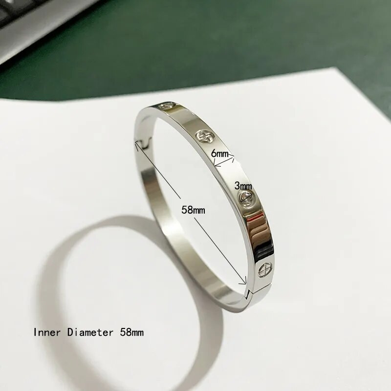 Novi dizajn zlatne boje cirkona i križne matice Narukvica i narukvica za nokte za žene Vijci od nehrđajućeg čelika Marka nakita Dropshipping