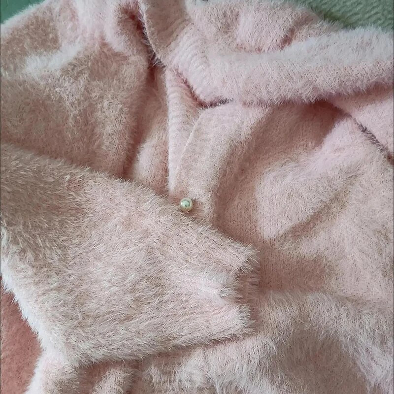 Jesen Zima Jednoredno kopčanje od imitacije minka od baršuna Pleteni kardigan Elegantni biserni gumbi Ženska odjeća Korejski džemper kaputi
