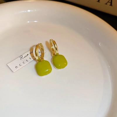 Nove ružičaste kavane okrugle emajlirane naušnice s nitnama za žene Modni nakit Vintage Boucle d'oreille Femme Brincos