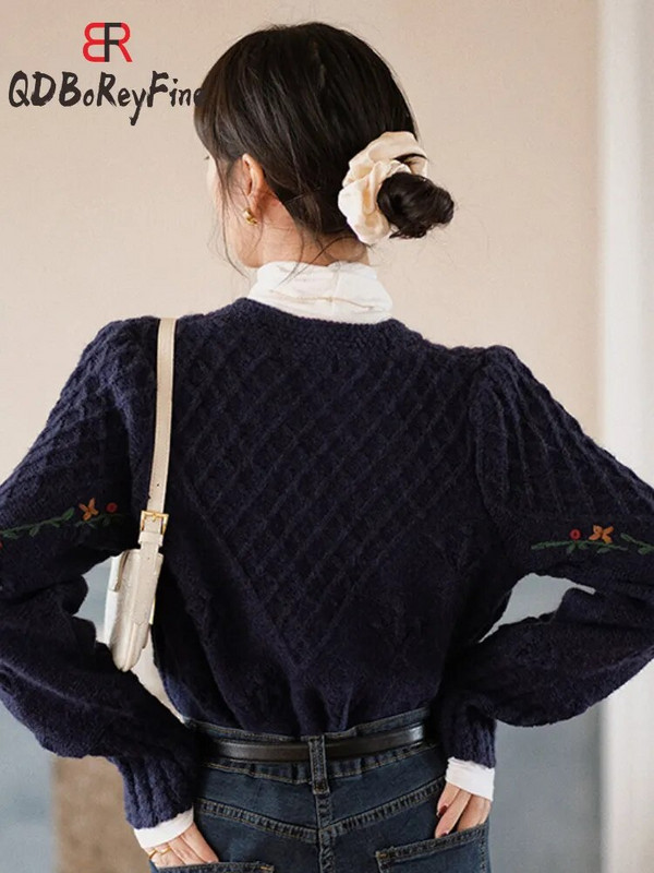 Zima Jesen Pleteni kardigan kaput Ženski slatki cvjetni vez Kuka Top dugih rukava Kratki ležerni skraćeni pulover za žene