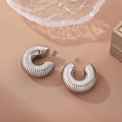 Jednostavne zdepaste kapljice vode Napola prazne naušnice s nitnama za žene Punk Metal zlatne boje Naušnice s kukom u obliku slova C Nakit Poklon u trendu 2023.