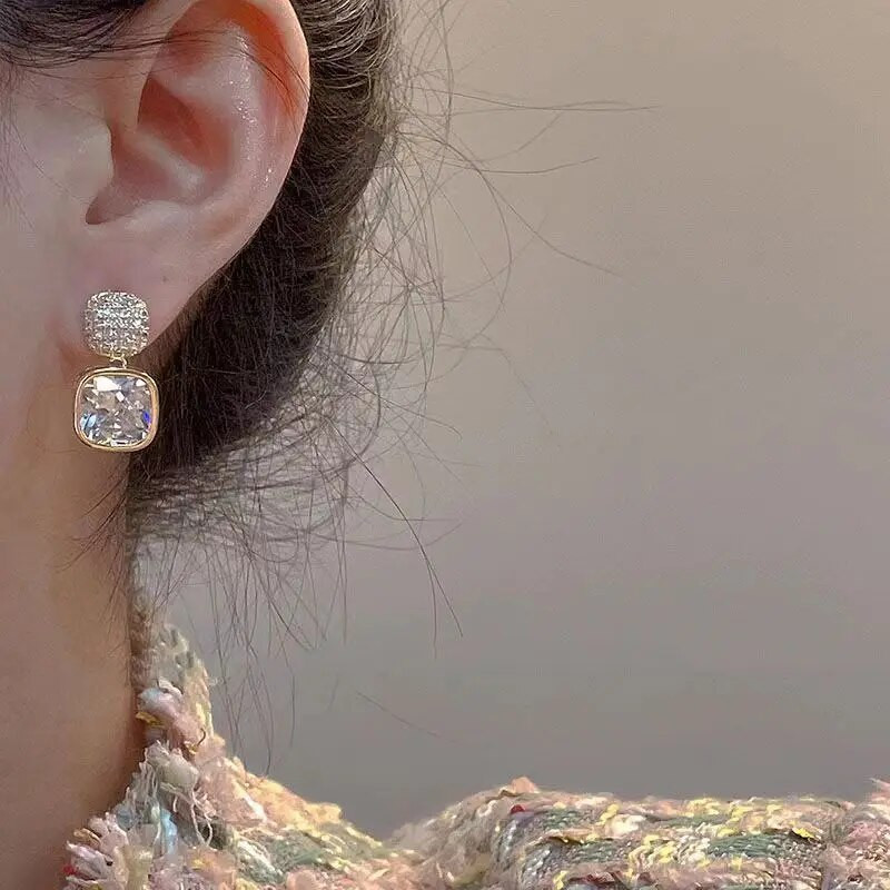 Nove četvrtaste šarene cirkonske ušne naušnice za žene, osobnost, modni dodaci za dnevnu odjeću, nakit za zabave, rođendanski dar