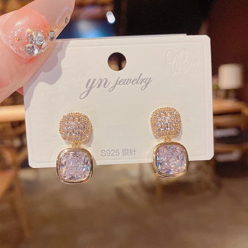 Nove četvrtaste šarene cirkonske ušne naušnice za žene, osobnost, modni dodaci za dnevnu odjeću, nakit za zabave, rođendanski dar