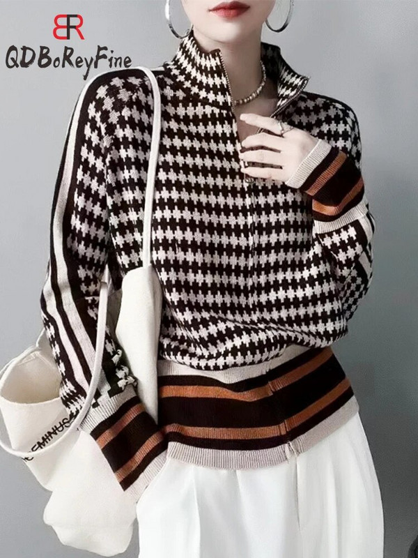 2023-as új női garbós pulóver cipzáras őszi téli elegáns kockás koreai divat alkalmi laza retro kötött női kardigán