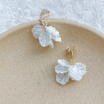 Korejska vruća rasprodaja, modne akrilno oslikane latice s štipaljkama za naušnice bez probušenih štipaljki za uši Naušnice s vilinskim temperamentom za žene nakit