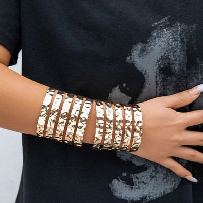 Lacteo 2 kom/set Trendy zlatne manžetne narukvice za žene Šuplje geometrijske narukvice Teški metalni nakit Modni dodaci Pokloni