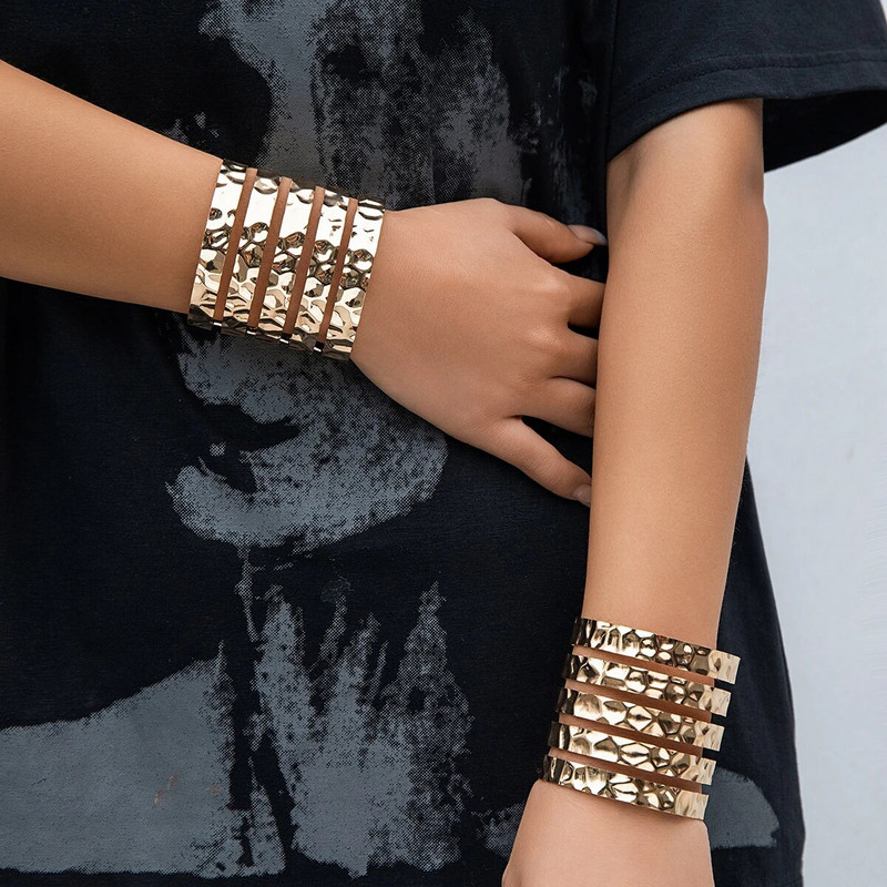Lacteo 2 kom/set Trendy zlatne manžetne narukvice za žene Šuplje geometrijske narukvice Teški metalni nakit Modni dodaci Pokloni