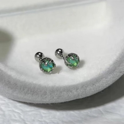 Slatke šarene naušnice s klinovima s mjesečevim kamenom za žene, djevojke, slatke okrugle naušnice s spiralom hrskavice za bušenje ušiju od nakita