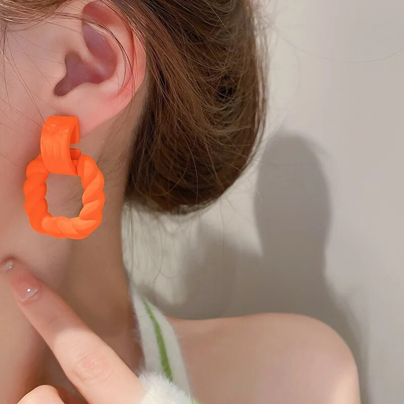 Korejske ljetne nove ruže crvene žute plave šuplje četvrtaste upečatljive viseće naušnice za žene modne djevojke Boucle oreille femme