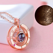 Projekcijas kaklarota — 100 valodās, es tevi mīlu, kulonu rotaslietas mīļotai draudzenei, modernam pārim, romantiski, jauki aksesuāri