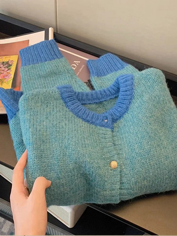 Paneļu trikotāžas sieviešu džemperis ar brīvu O veida kakla izgriezumu, garām piedurknēm, zils sieviešu trikotāžas jaka, 2023. gada rudens sieviešu mētelis ar vienrindu