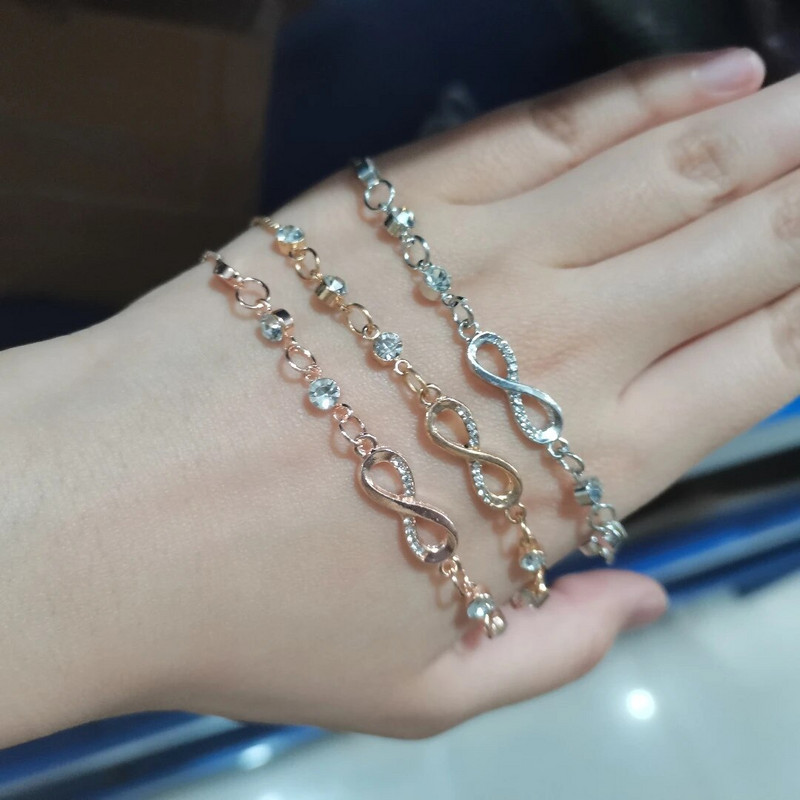 Modes nerūsējošā tērauda Bezgalīgas mīlestības ķēdes rokassprādzes uz rokas Regulējamas rokassprādzes Rokassprādzes Sieviešu ballītēm Rotaslietas Dāvanas