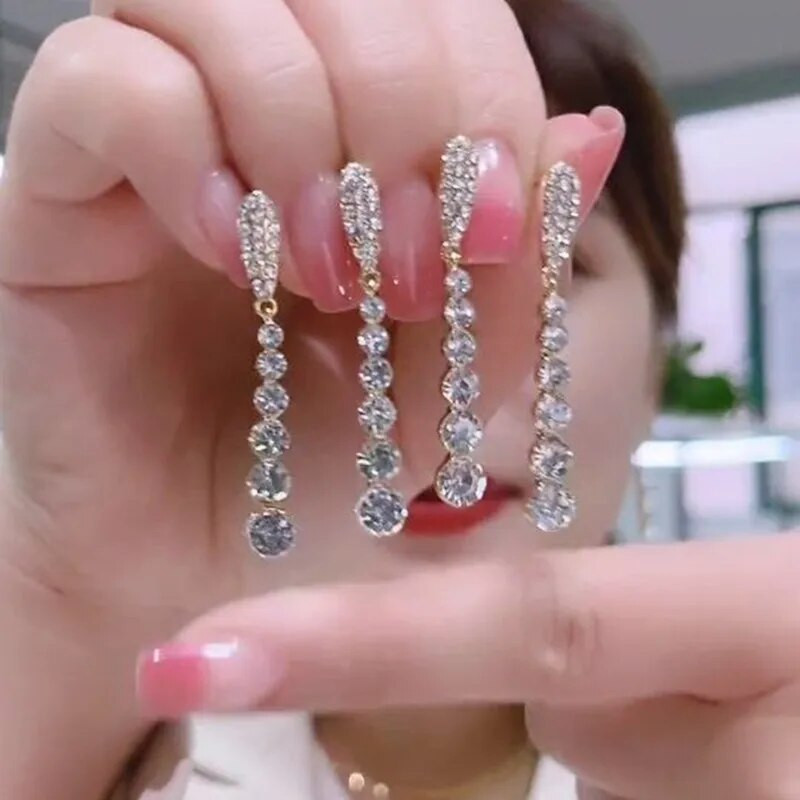 Korejske modne cirkonske duge naušnice zlatne boje s resicama za žene Temperamentna osobnost Naušnice Vjenčani nakit Rođendanski darovi