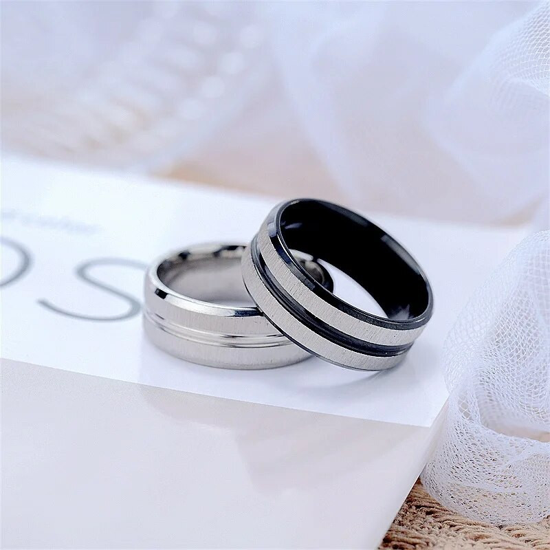 8 mm-es Férfi Gyűrűk Divatos Pár Gyűrűk Klasszikus Eljegyzési Esküvői Bandák luxus ékszerek Személyre szabott Valentin-napi ajándékok