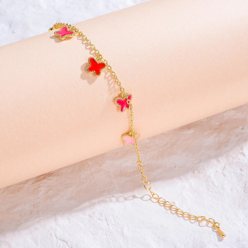 Dječja viseća narukvica je slatka i može se nositi svaki dan. Novo u jesen