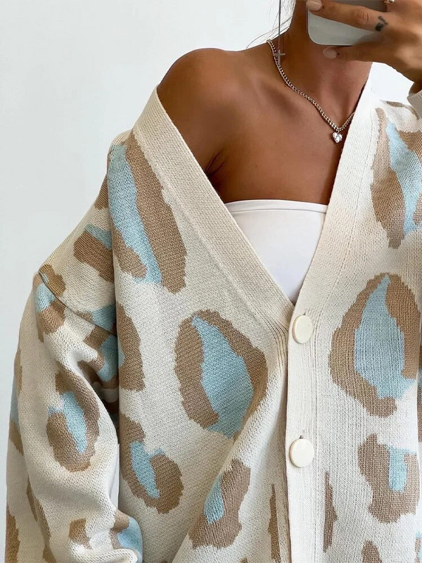 Zimski kardigan s leopard uzorkom za žene 2023. Ležerna široka jakna s V izrezom Debeli topli pleteni kardigan za žene s gumbima