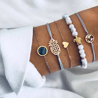 WUKALO boemske narukvice s anđelima u zlatnoj boji za žene Boho nakit Geometrijski slojeviti biserni lanac s privjescima Set narukvica