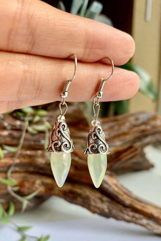 Etnikai Teardrop Holdkő fülbevaló Vintage ezüst színű fémmetszet virág lógó fülbevaló női ékszer