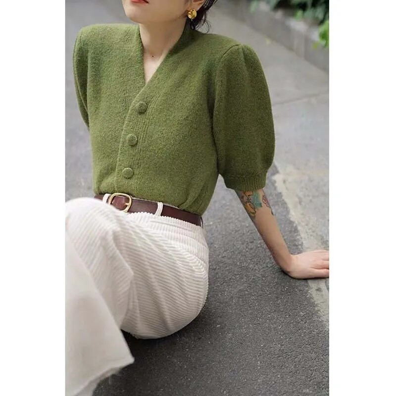 Sarebon 2022, jauns sieviešu V veida kakla izgriezuma vienkrāsains trikotāžas modelis ar īsām piedurknēm, vienkāršs modes jaka