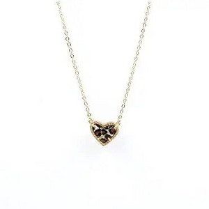 Novi poklon za Valentinovo, lažno svjetlucavo kameno uho, male 3D školjke od smole u obliku srca, mini ljubavne ogrlice za žene, privjesci