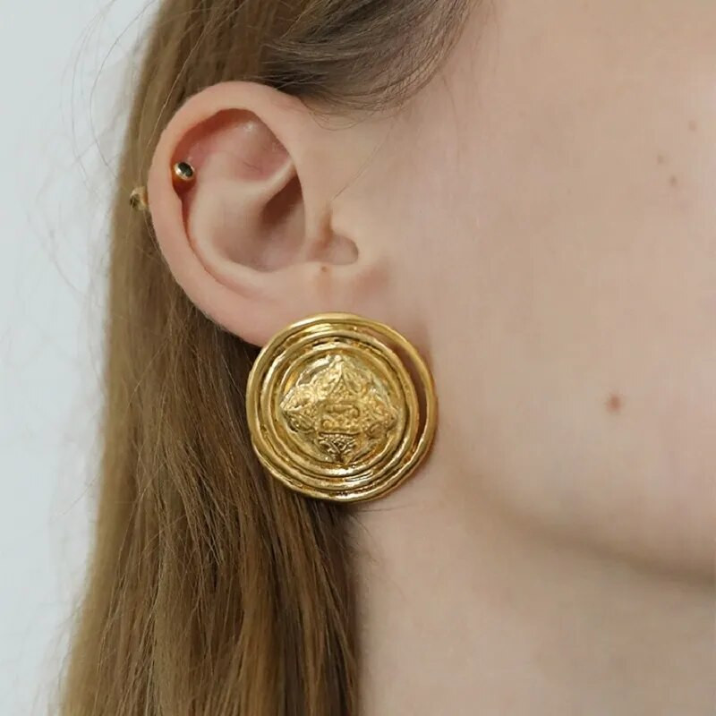 Nove retro minimalističke zlatne boje Metalni geometrijski nepravilni okrugli gumbi Bakrene naušnice s nitnama za žene Pokloni nakita za djevojke