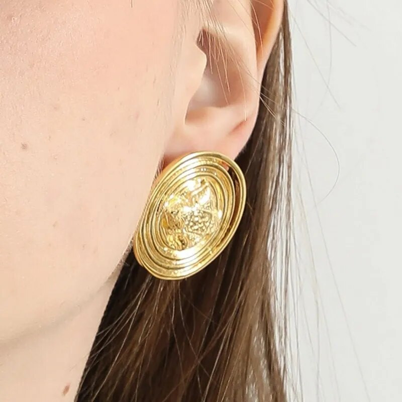 Nove retro minimalističke zlatne boje Metalni geometrijski nepravilni okrugli gumbi Bakrene naušnice s nitnama za žene Pokloni nakita za djevojke