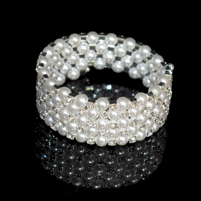 Elegantna narukvica od imitacije bisera od kristala Višeslojna rastezljiva narukvica od bisera Narukvica od bisera za žene Poklon za vjenčani nakit