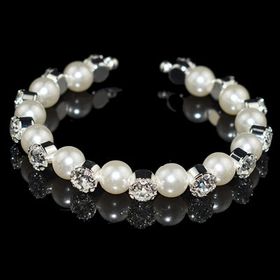 Elegantna narukvica od imitacije bisera od kristala Višeslojna rastezljiva narukvica od bisera Narukvica od bisera za žene Poklon za vjenčani nakit