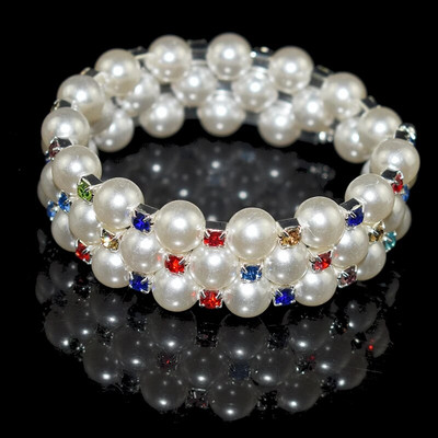 Elegantna narukvica od imitacije bisera od kristala Višeslojna rastezljiva narukvica od bisera Narukvica od bisera za žene Poklon za vjenčani nakit