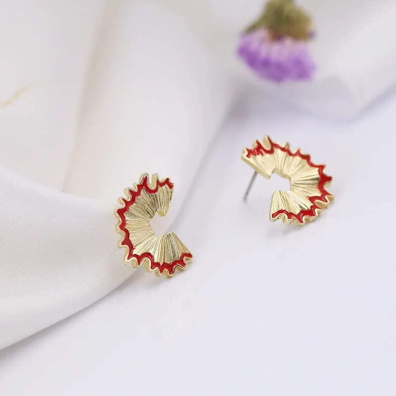 Timlee E111 Jauna personība, neregulāras ģeometrijas zīmuļu lūžņi sakausējuma kniedes Auskari Modes rotaslietas vairumtirdzniecība