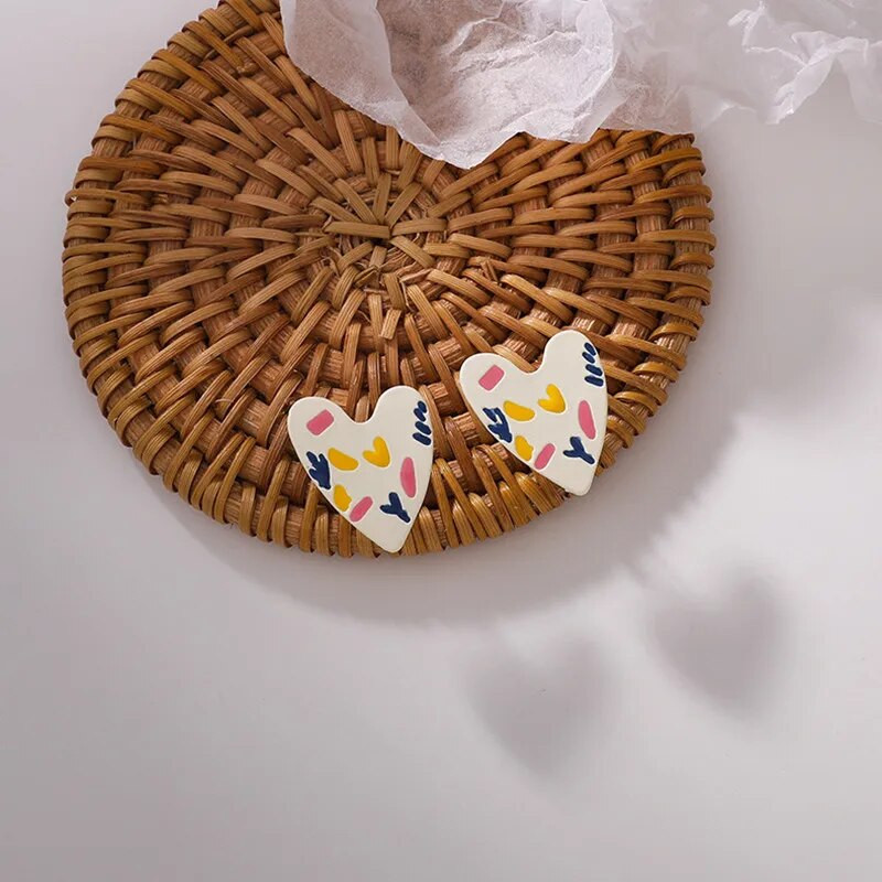 Korejski slatki grafiti Art šarene naušnice u obliku srca za žene Slatke estetske djevojke studentice Elegantan svakodnevni život Ljetni nakit