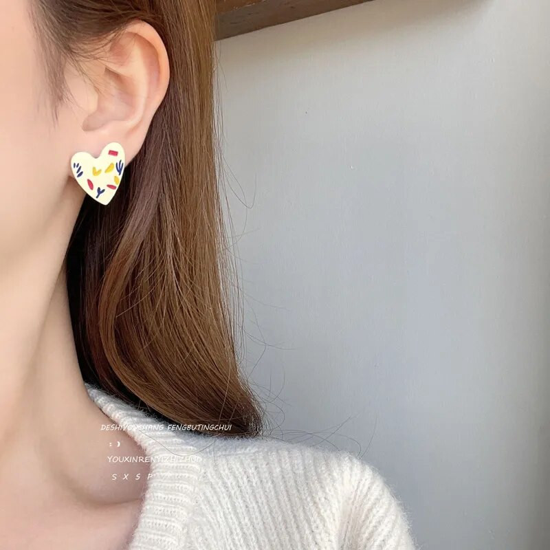 Korejski slatki grafiti Art šarene naušnice u obliku srca za žene Slatke estetske djevojke studentice Elegantan svakodnevni život Ljetni nakit