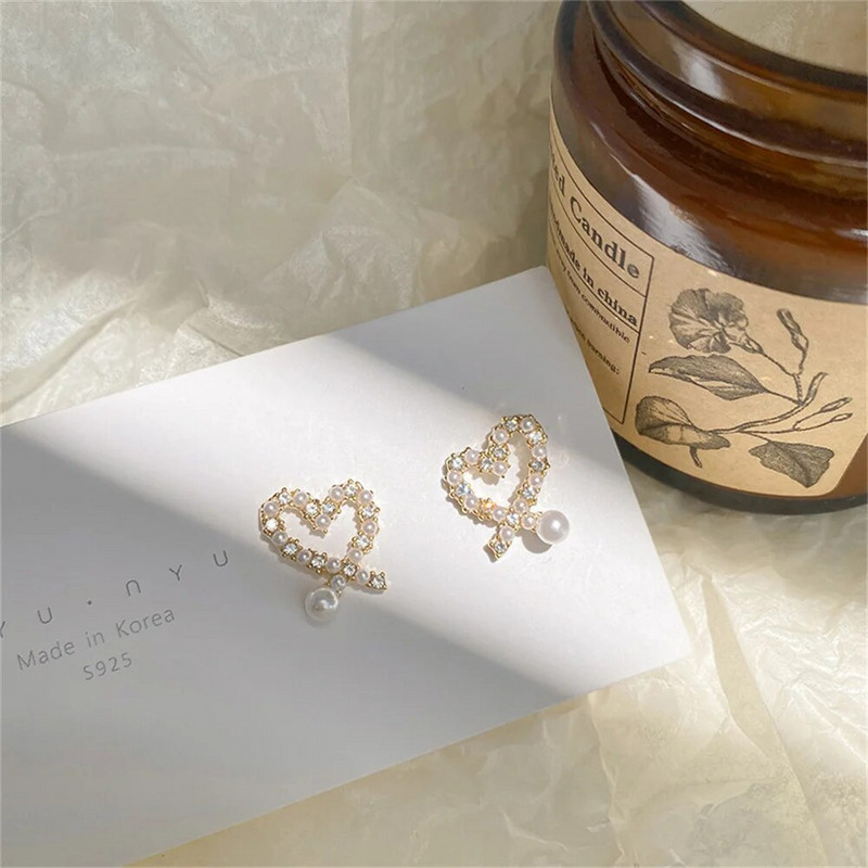 Jauni pērļu auskari Modes sirds formas auskari sievietēm spīdīgi izsmalcināti pērļu auskari ballītes rotaslietas festivāla dāvanas