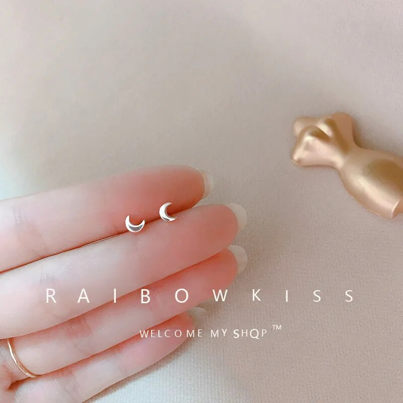 Crescent Moon Stud Fülbevaló Női Új divat Kis geometria Láthatatlan Fül Partner Egyszerűség Lány Csillagos ég Stílusú ékszerek