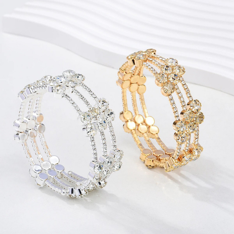 Punk stílusú 3 soros nagy gyémánt strasszok gyöngy mandzsetta karkötők és karkötők nőknek esküvői nyitott karkötő báli ékszer kiegészítők