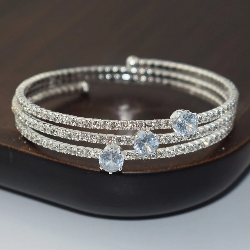 Modni nakit Višeslojna narukvica Vjenčane mladenke Elegentna narukvica Višebojna narukvica s manžetom od kristala i dijamanta Poklon za ženske zabave