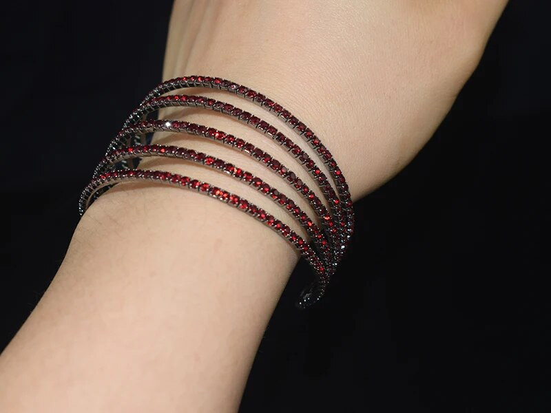 Klassikaline elegantne mansett lahtised käevõrud naiste kivist käevõru kuldne punane kristallkäevõru Pruudi käevõru pulmaehted