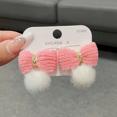 Korejske ružičaste viseće naušnice za žene, djevojke, slatka pahuljasta kuglasta mašna, pom naušnica, jesen, zima, kawaii božićni dječji nakit