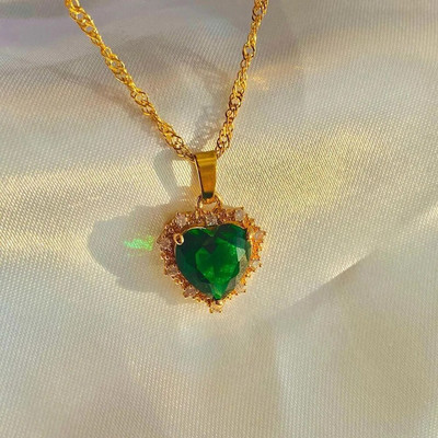 Új divatos szív alakú cirkónia nyaklánc nőknek Kiváló minőségű piros szerelmes medál Anyák napi Valentin-napi ajándék ékszerek