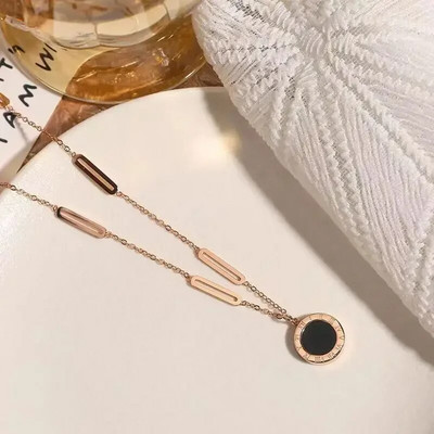 Klasikiniai madingi nerūdijančio plieno romėnų skaitmeniniai vaflių pakabukai, 2023 m. madingi papuošalai, seksualūs moteriški kalėdiniai karoliai