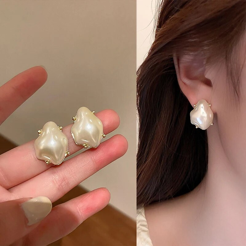 JWER jauni eleganti franču baroka pērļu auskari korejiešu modes neregulāras rotaslietas sievietēm, izsmalcināti neparasti aksesuāri