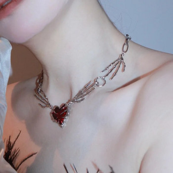Готическо червено прасковено сърце с висулка Колие Sliver Ghost Claw Love Short Choker Punk Exaggerated Clavicle Chain For Women Jewelry