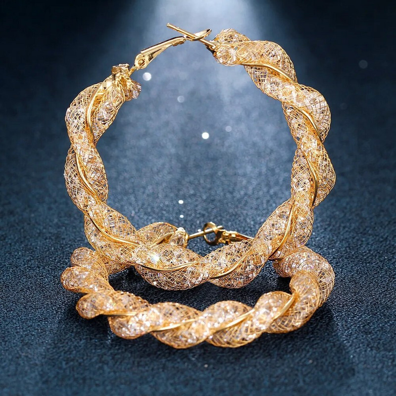 Jauni 1 pāris ģeometriski apļveida apaļi auskari sievietēm Brincos kubiskā cirkonija savīti auskari zelta krāsā ballītes rotaslietas dāvana