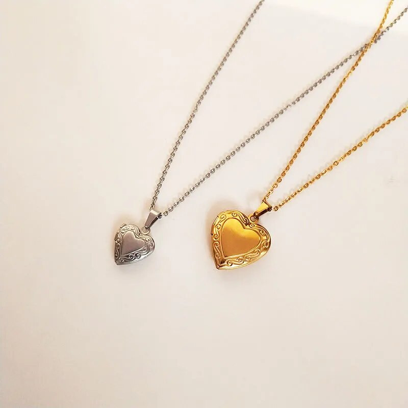 1 gab. Maza, iegravēta sirds foto rāmis kulonu kaklarota mīlestības sirds piekariņi peldošas medaljona kaklarotas sieviešu meiteņu piemiņas rotaslietas