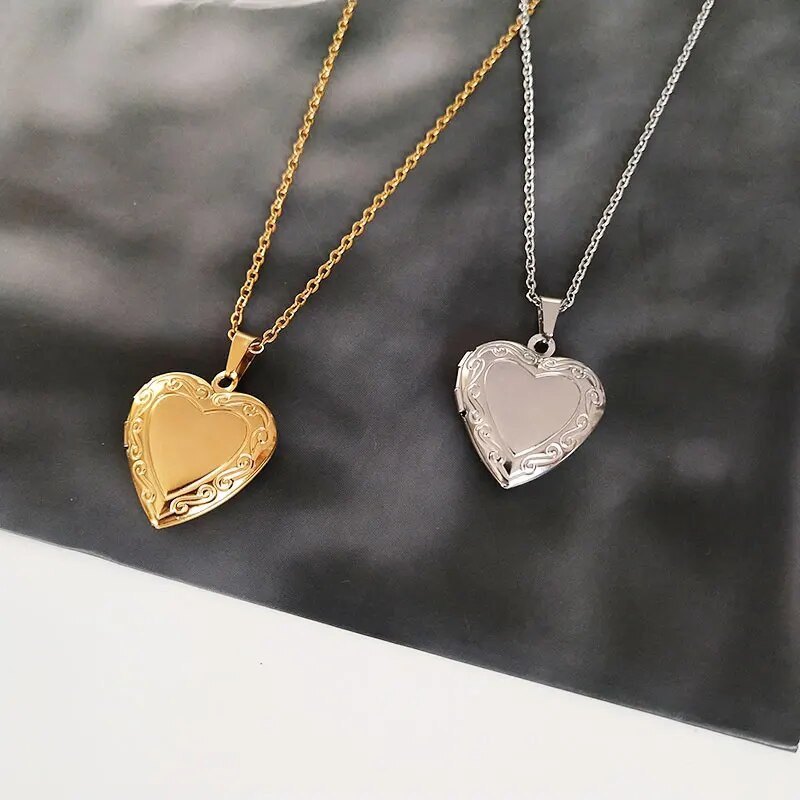 1 gab. Maza, iegravēta sirds foto rāmis kulonu kaklarota mīlestības sirds piekariņi peldošas medaljona kaklarotas sieviešu meiteņu piemiņas rotaslietas